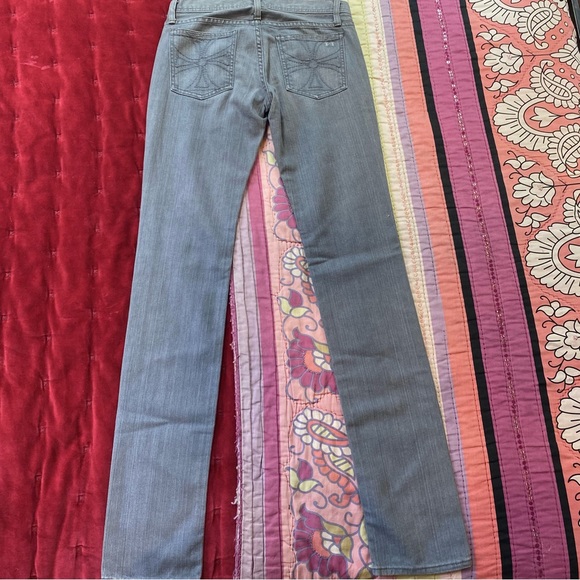 Habitual Skinny Low Rise Straight Leg Jeans in Stonewash Gray Stretch Denim - Picture 5 of 11